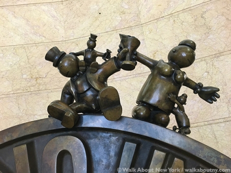 Penny, Tom Otterness, 1325 Avenue of the Americas, Bronze, Sculpture, Money, Oppression, Capitalism, Subway Art Tour One